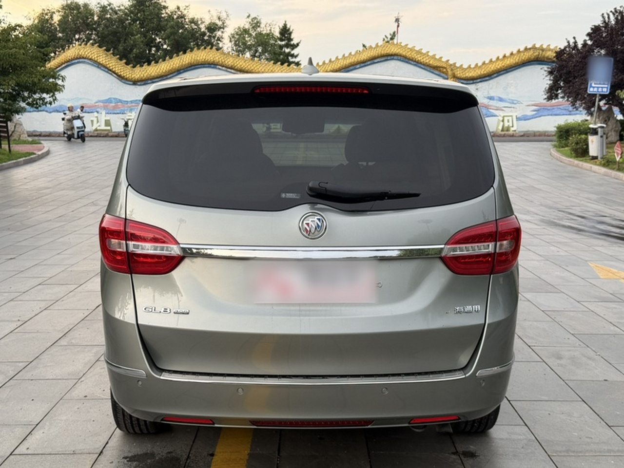 GL8 2014 3.0L XT Luxury Business Flagship photo 3