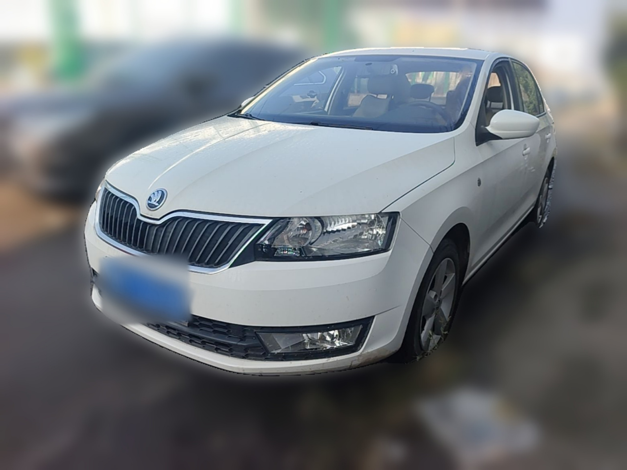 Rapid 2015 1.6L MT