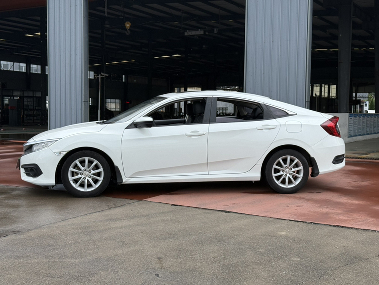 Civic 2016 180TURBO CVT Comfort photo 3