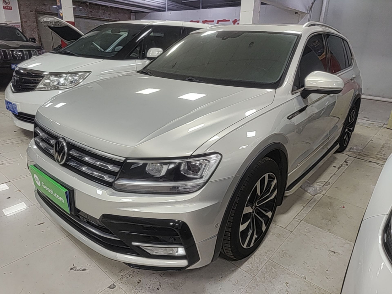 Tiguan L 2021 330TSI AT RWD R-Line