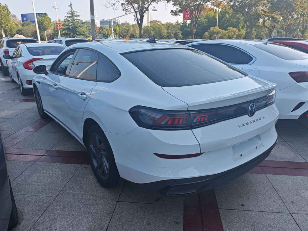 2024 Lamando L 200TSI DSG photo 4