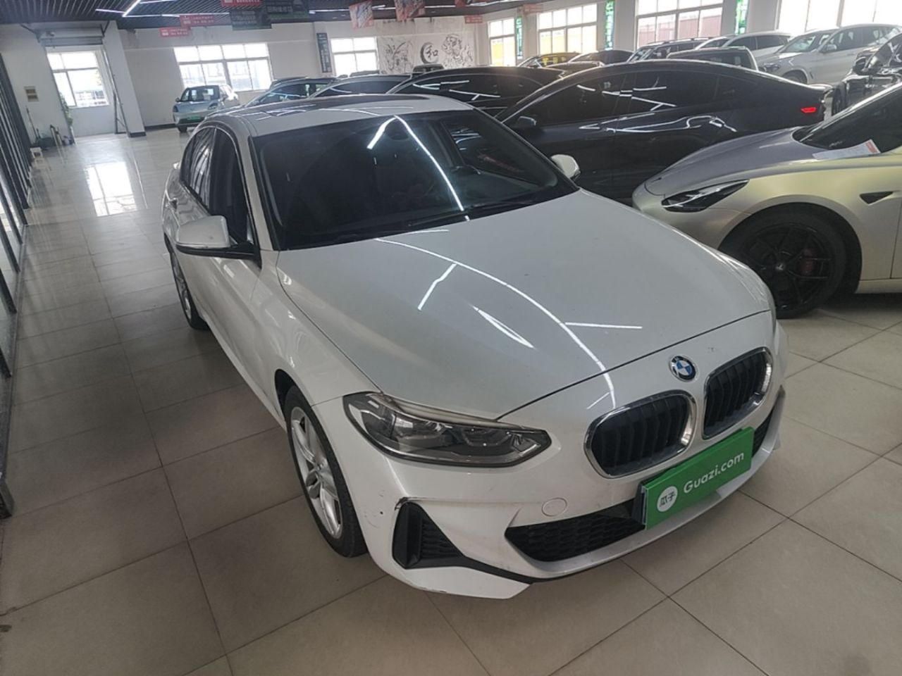 1 Series 2019 118i M Sport Package photo 5