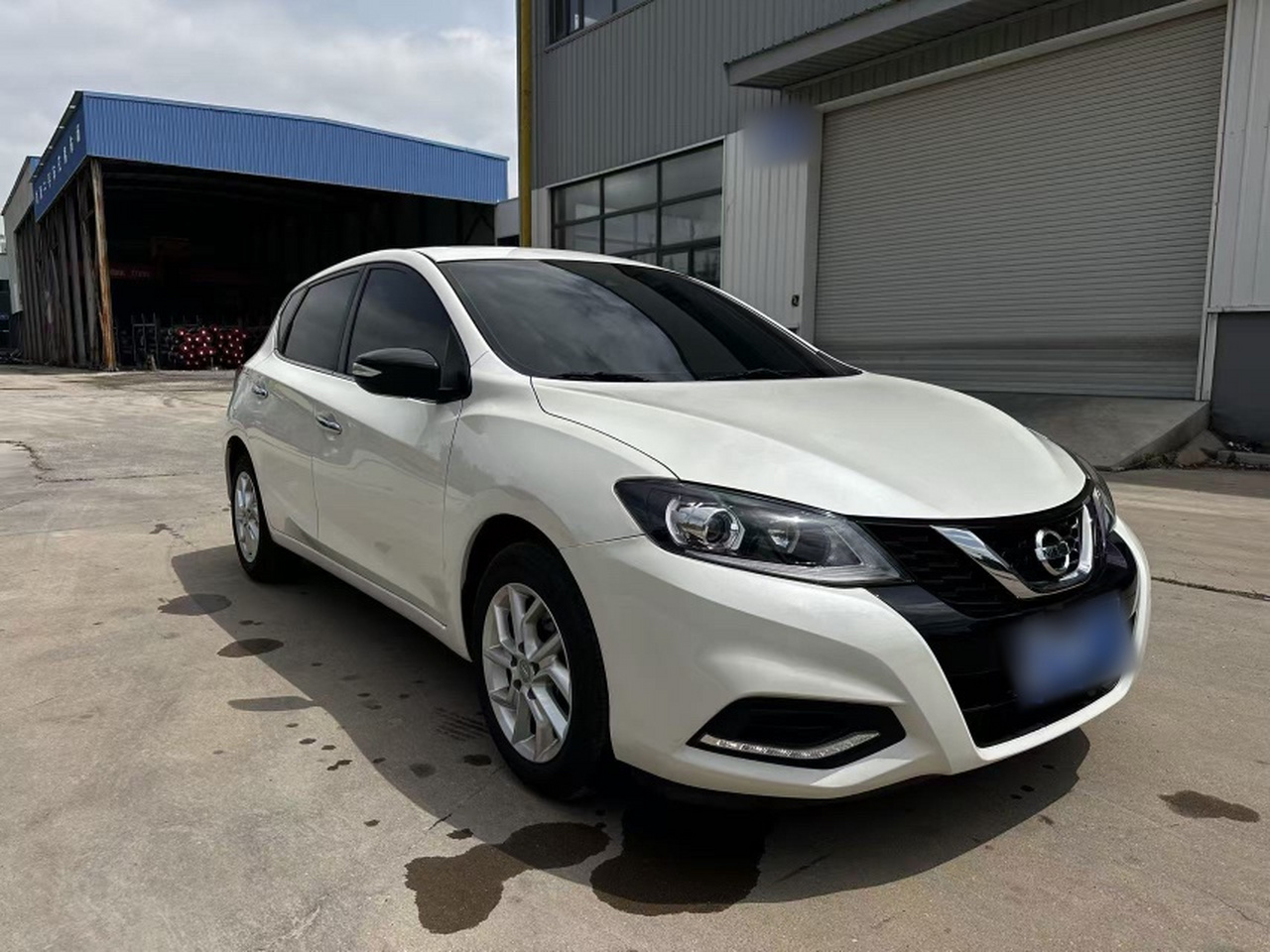Tiida 2023 1.6L CVT photo 4