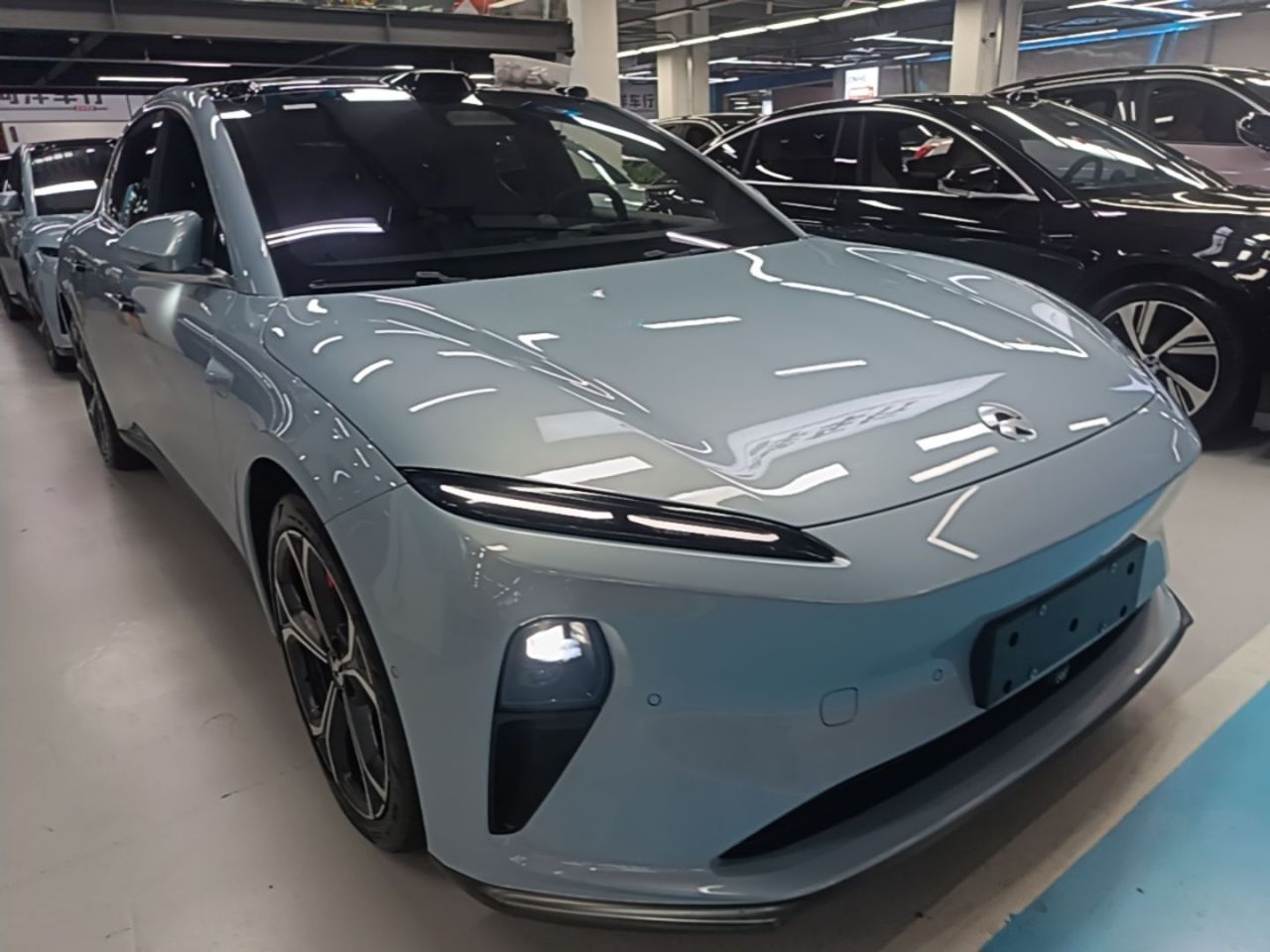 ET5 2022 75kWh photo 3
