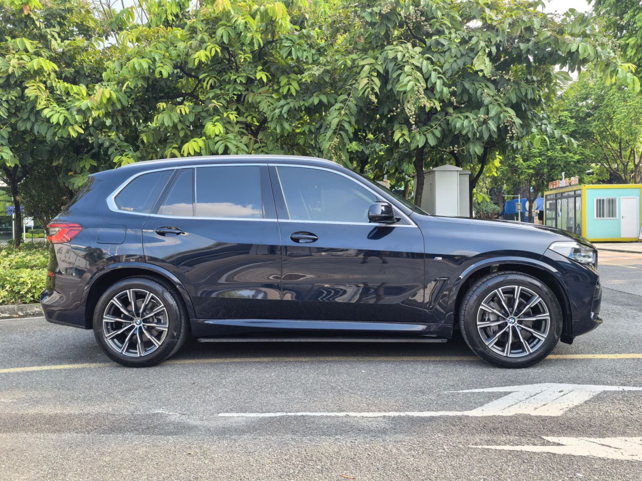X5 Imported 2020 xDrive40i M Sport Package photo 4