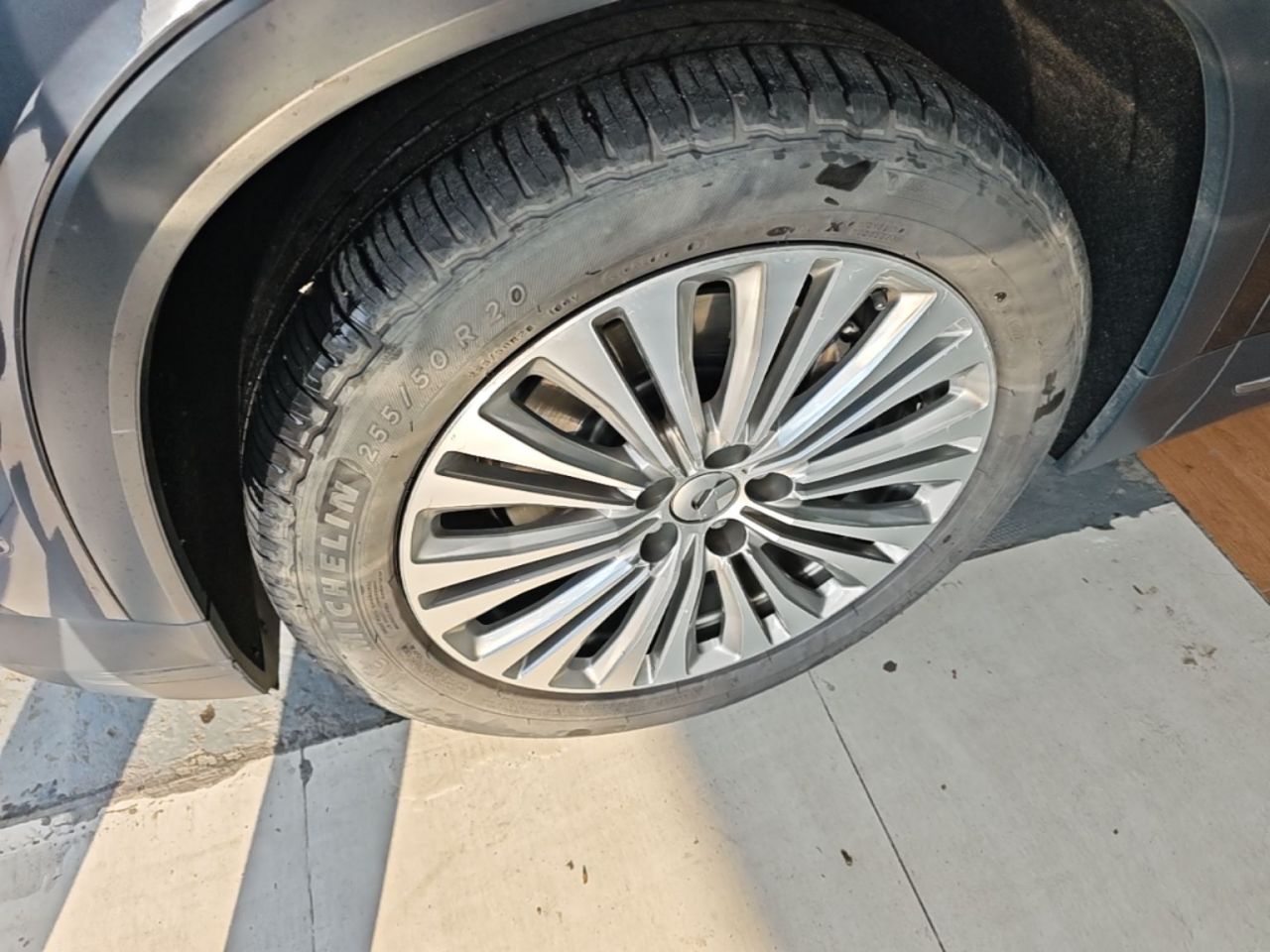 ES6 2020 600KM Sport photo 3