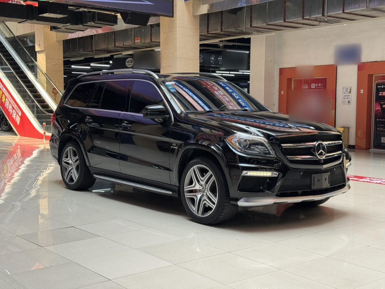 GL-ClassAMG 2014 AMG GL 63 photo 4
