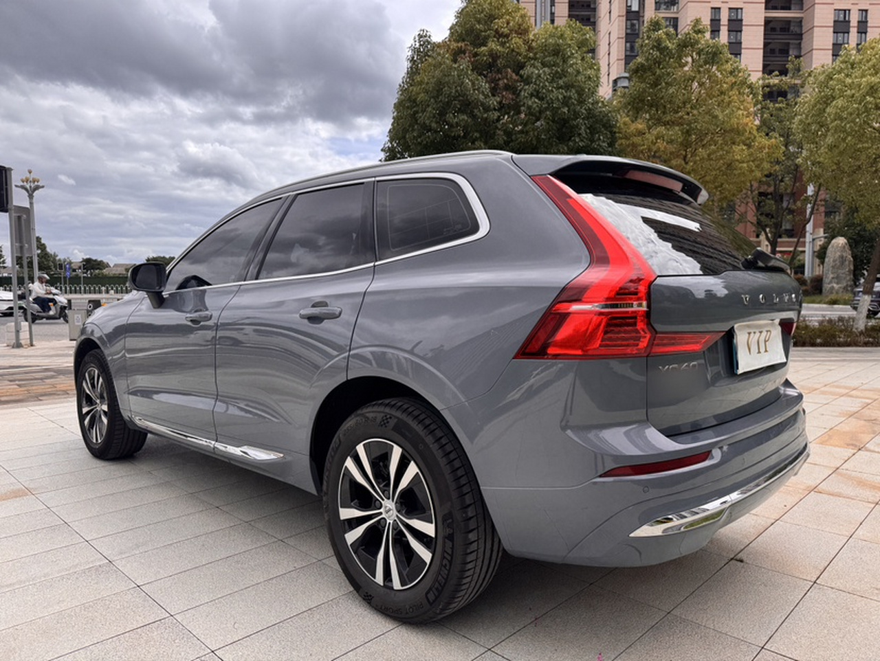 XC60 2023 B5 AWD Luxury photo 4