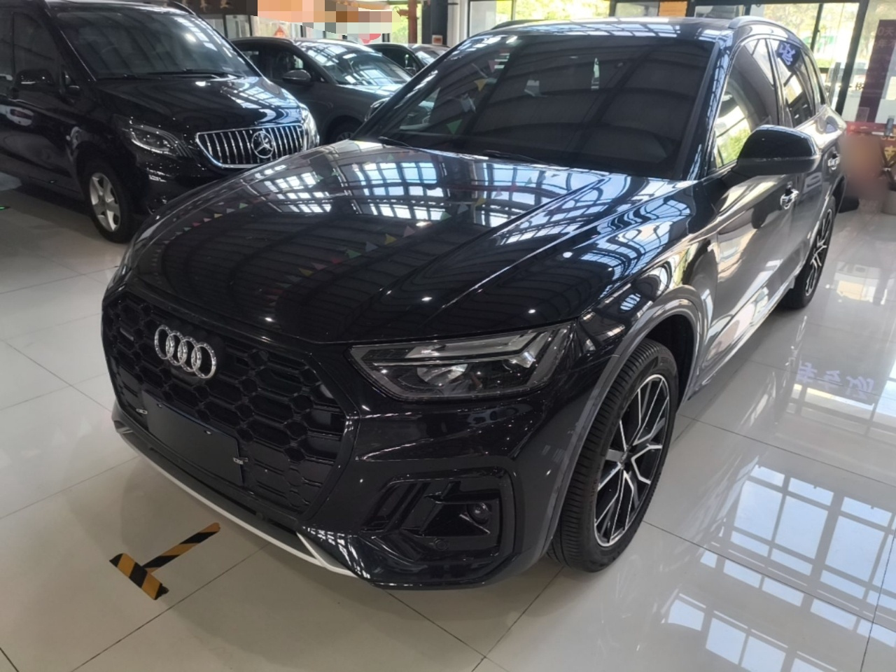 Q5L 2025 45 Collection 45 TFSI Luxury Dynamic