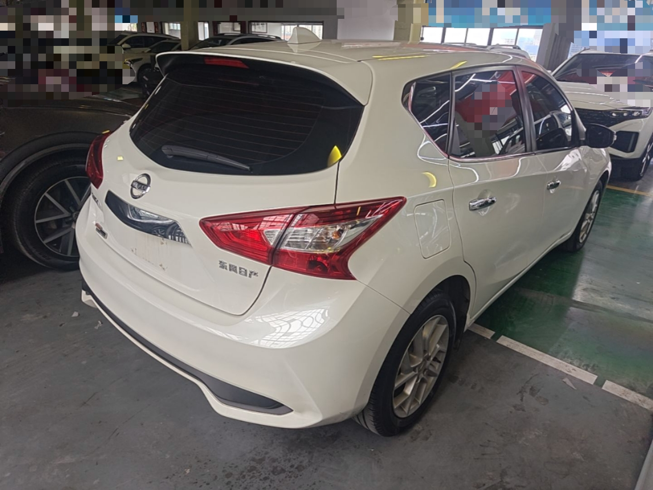 Tiida 2021 1.6L CVT photo 4