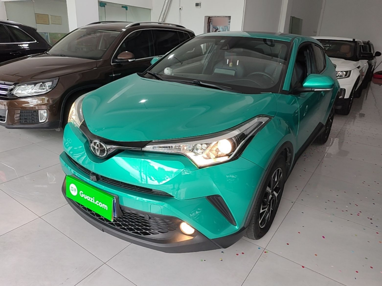 C-HR 2020 2.0L Leading