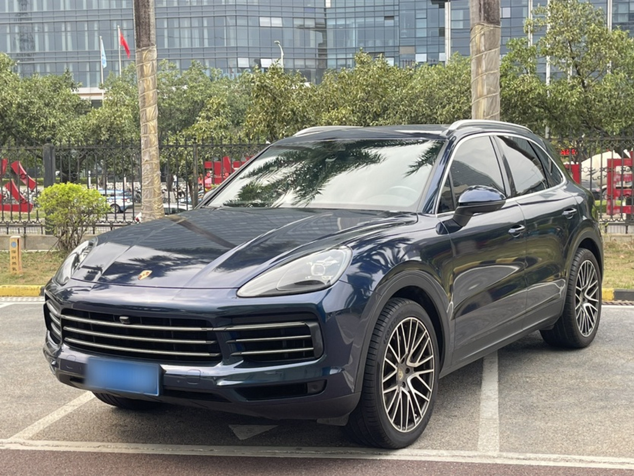 2019 Cayenne 3.0T photo 4