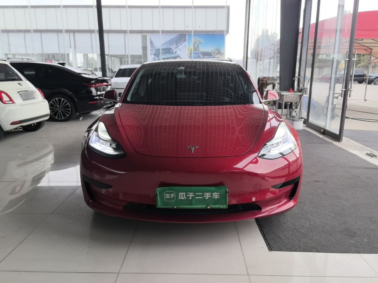 Model 3 2020 Standard Range RWD Upgraded photo 2