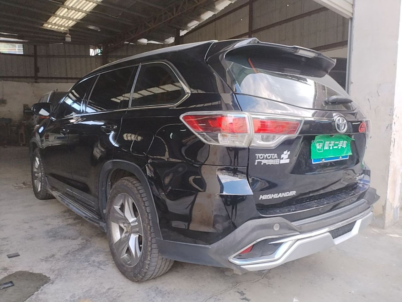 Highlander 2015 2.0T AWD Luxury 7-Seater photo 4
