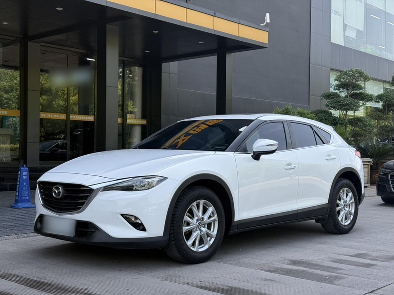 CX-4 2016 2.0L AT RWD Leading