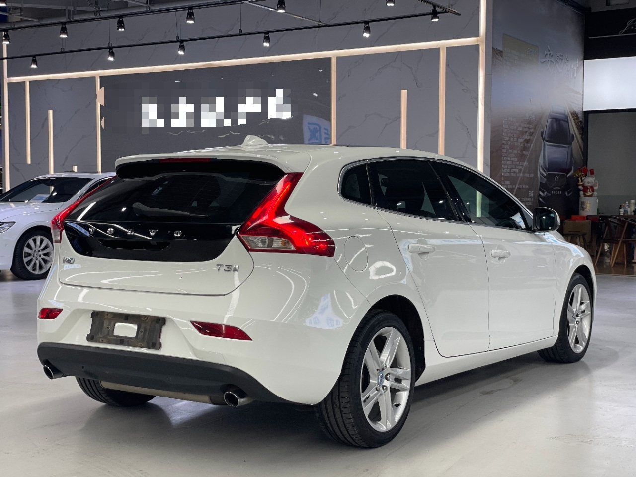 V40 2017 T3 photo 4