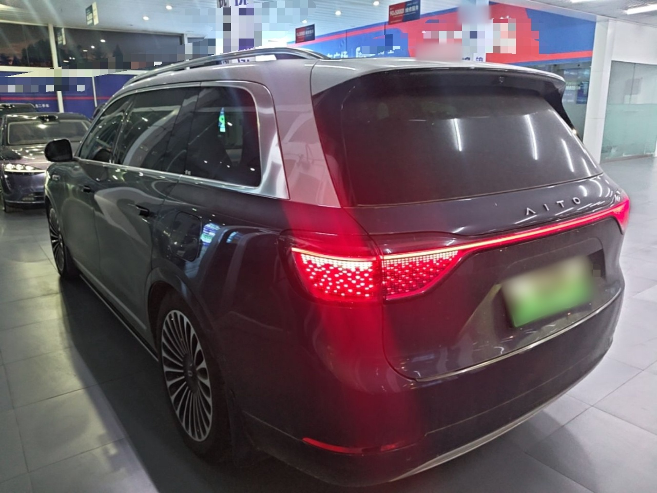 HIMA AITO M9 2024 EREV Ultra 42kWh 6-Seater photo 4