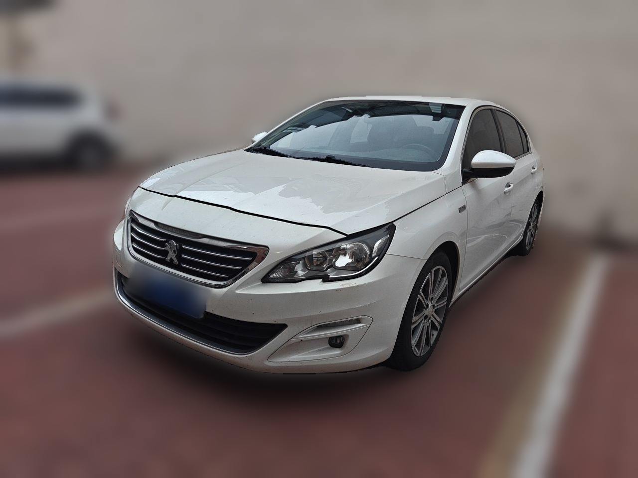 408 2015 1.2T AT Luxury