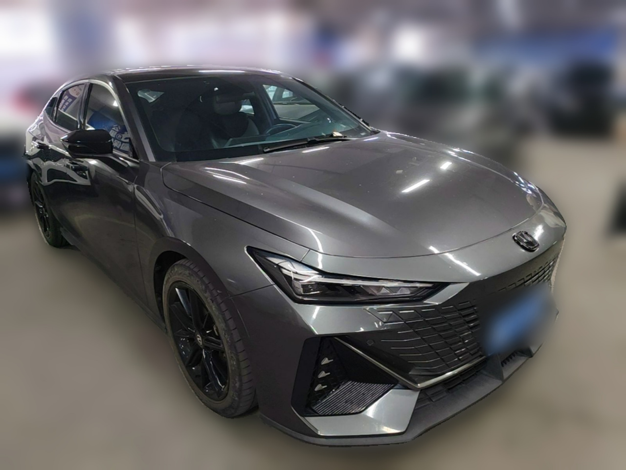 UNI-V 2023 1.5T Premium photo 3