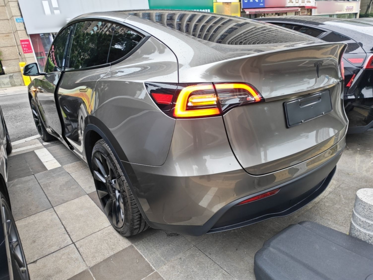 Model Y 2022 Facelift RWD photo 4