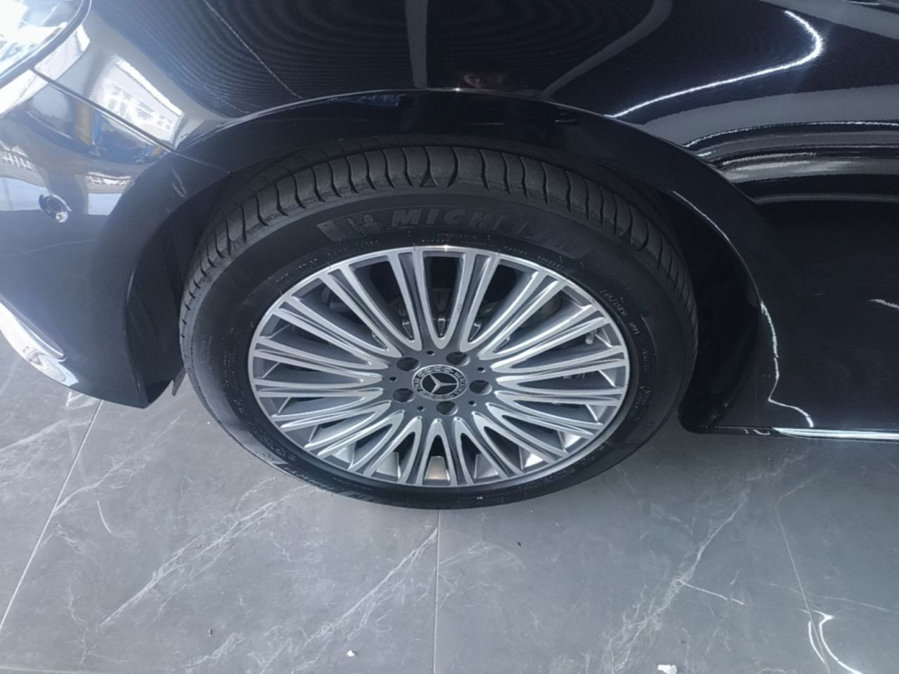 E-Class 2023 Facelift E 300 L Luxury photo 2