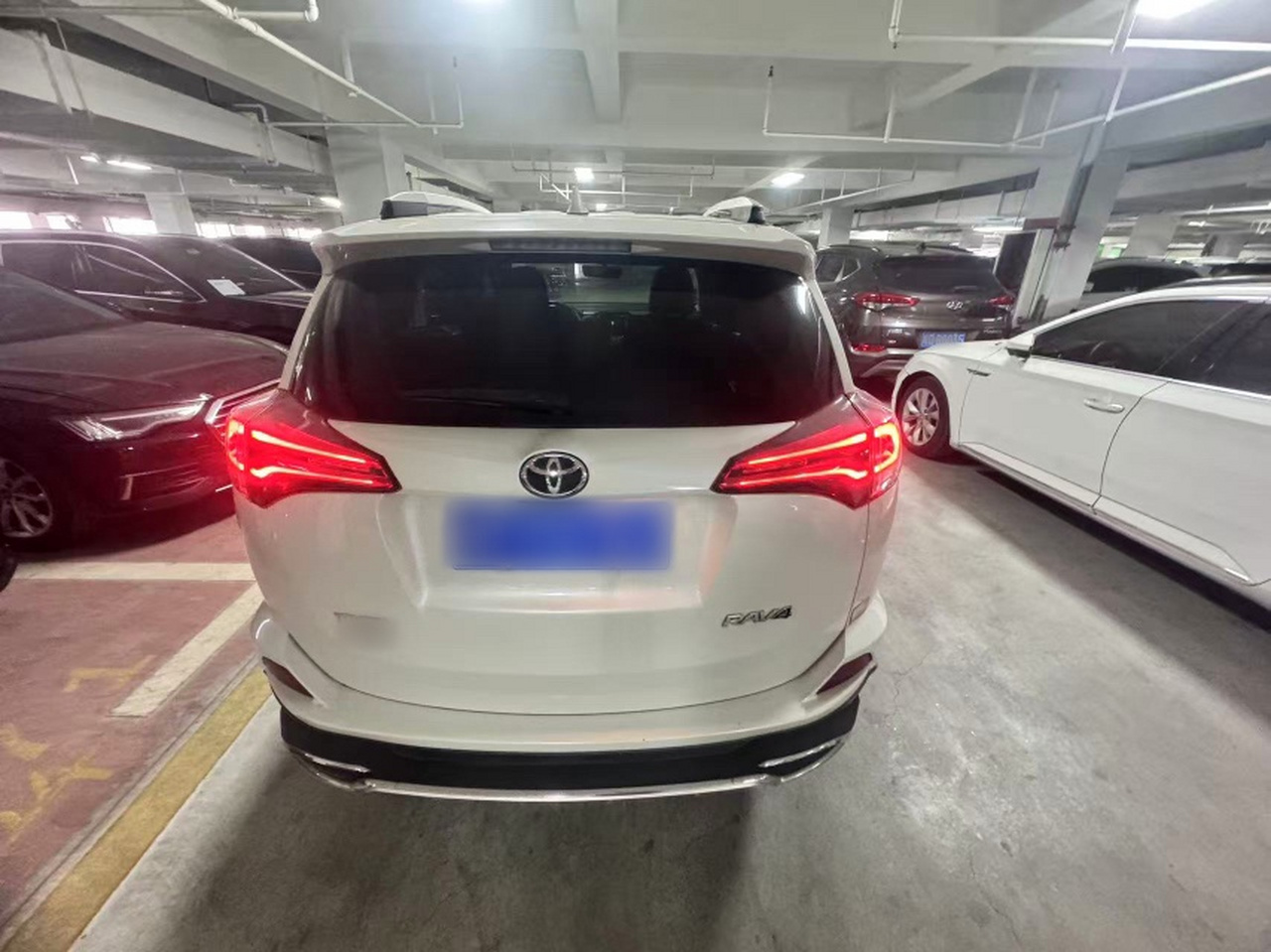 RAV4 2016 2.0L CVT RWD China V photo 5