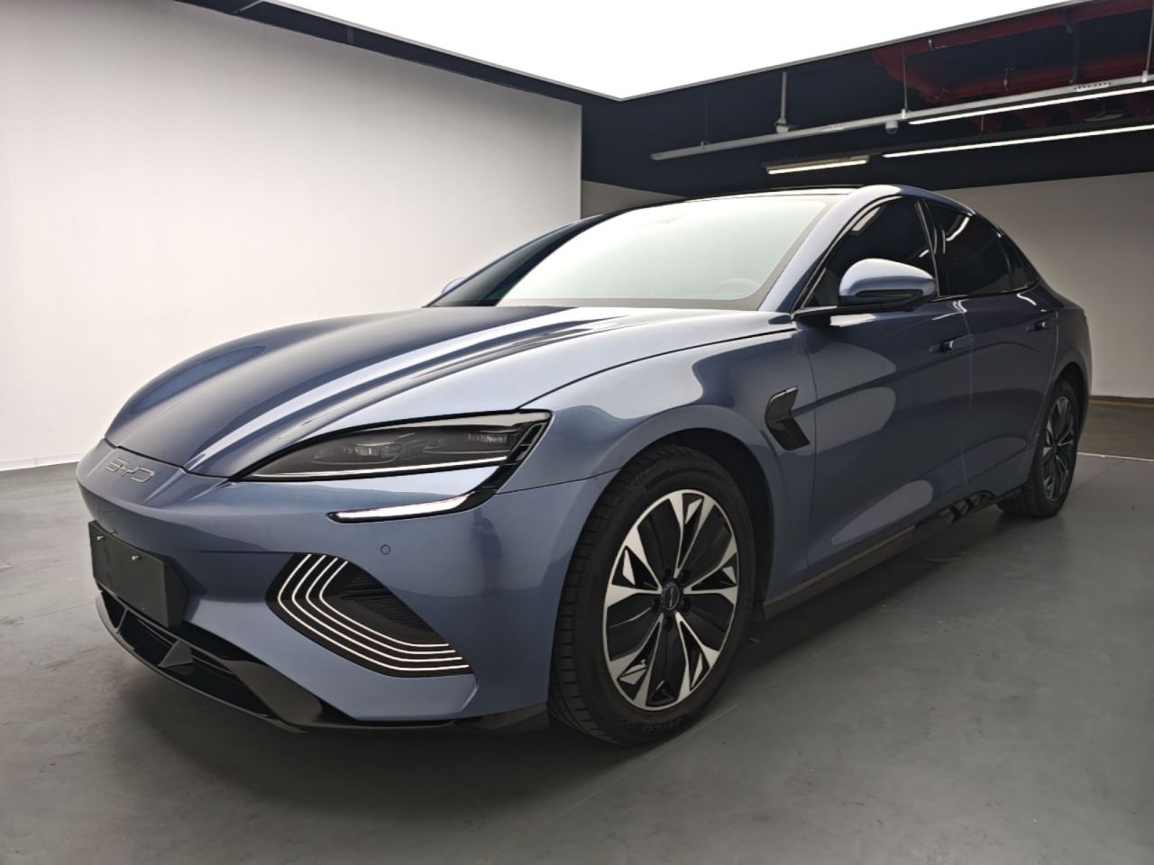 Seal 2022 550km Standard Range RWD Premium