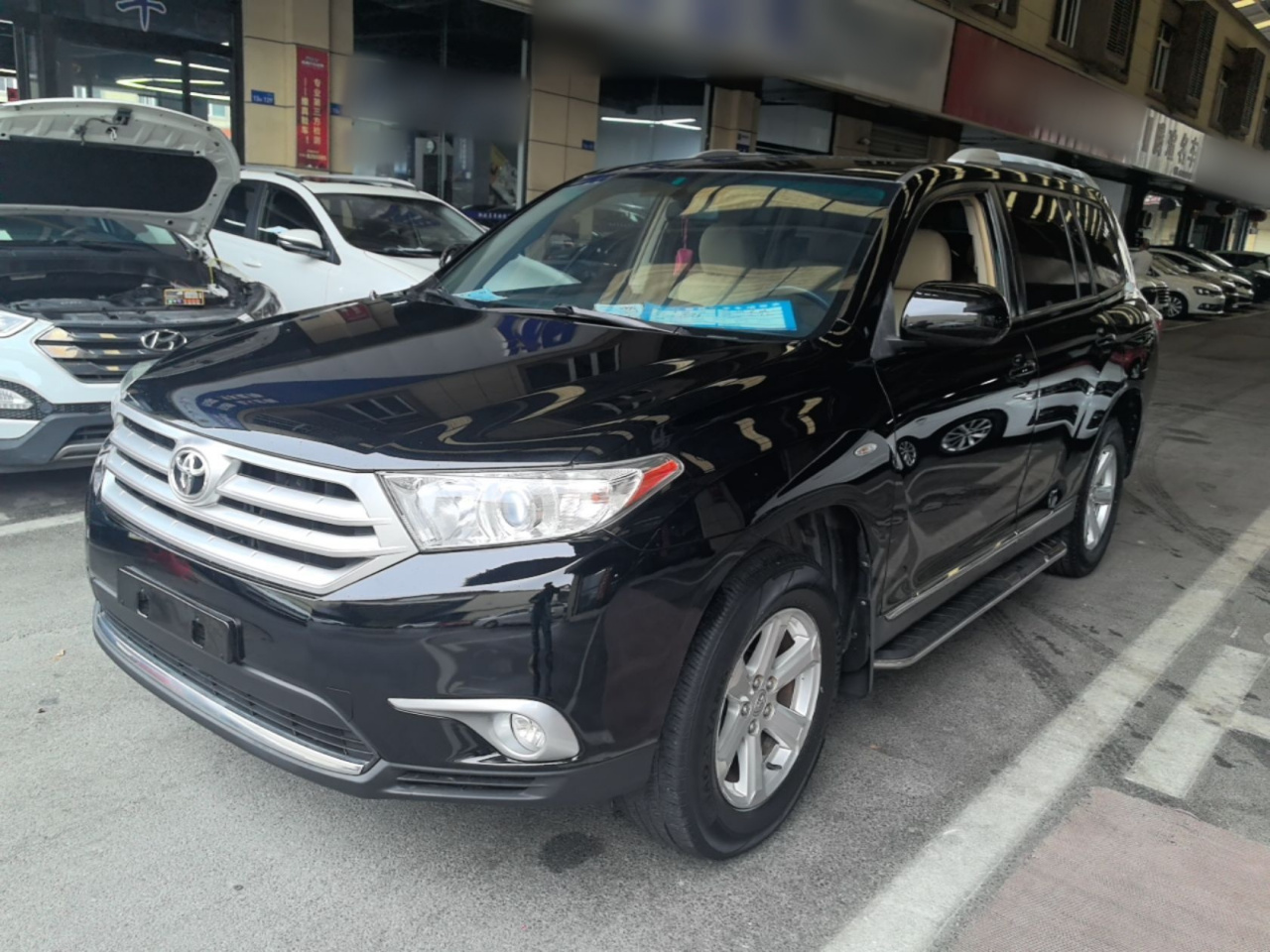 Highlander 2012 2.7L RWD 5-Seater Elite