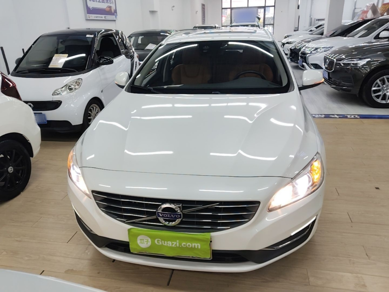 V60 2017 T5 China V photo 2
