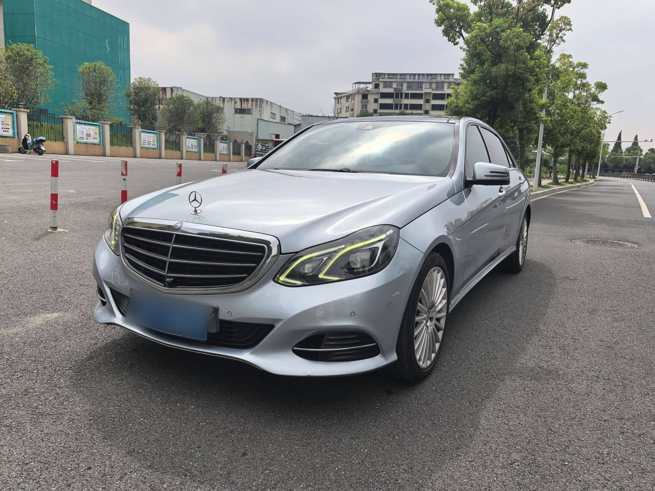 E-Class 2014 E 260 L Luxury