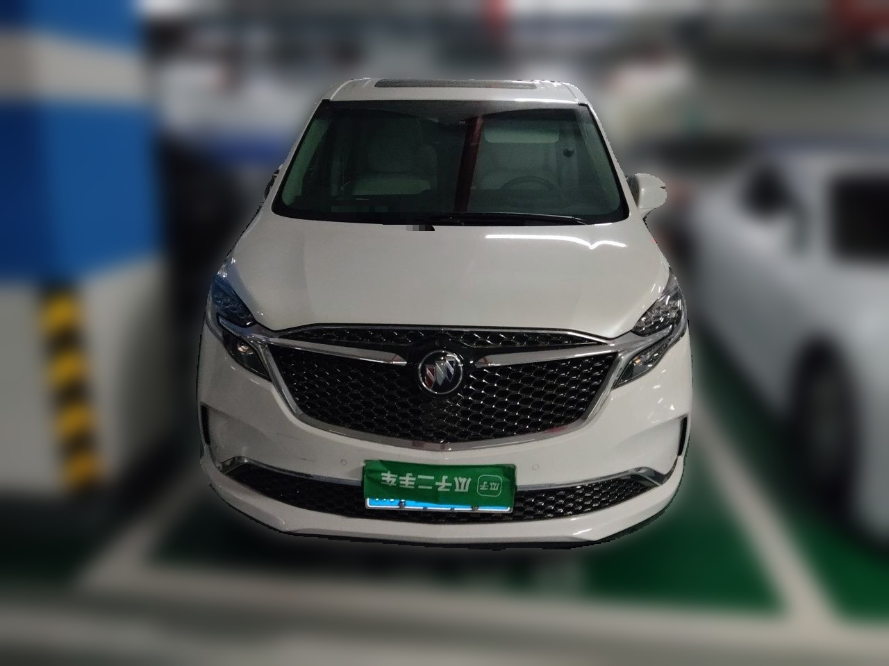 GL8 2022 Avenir 6-Seater photo 2