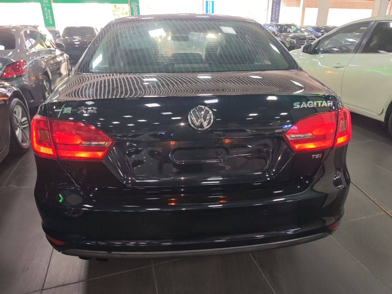 Sagitar 2014 Facelift 1.4TSI AT Luxury photo 5