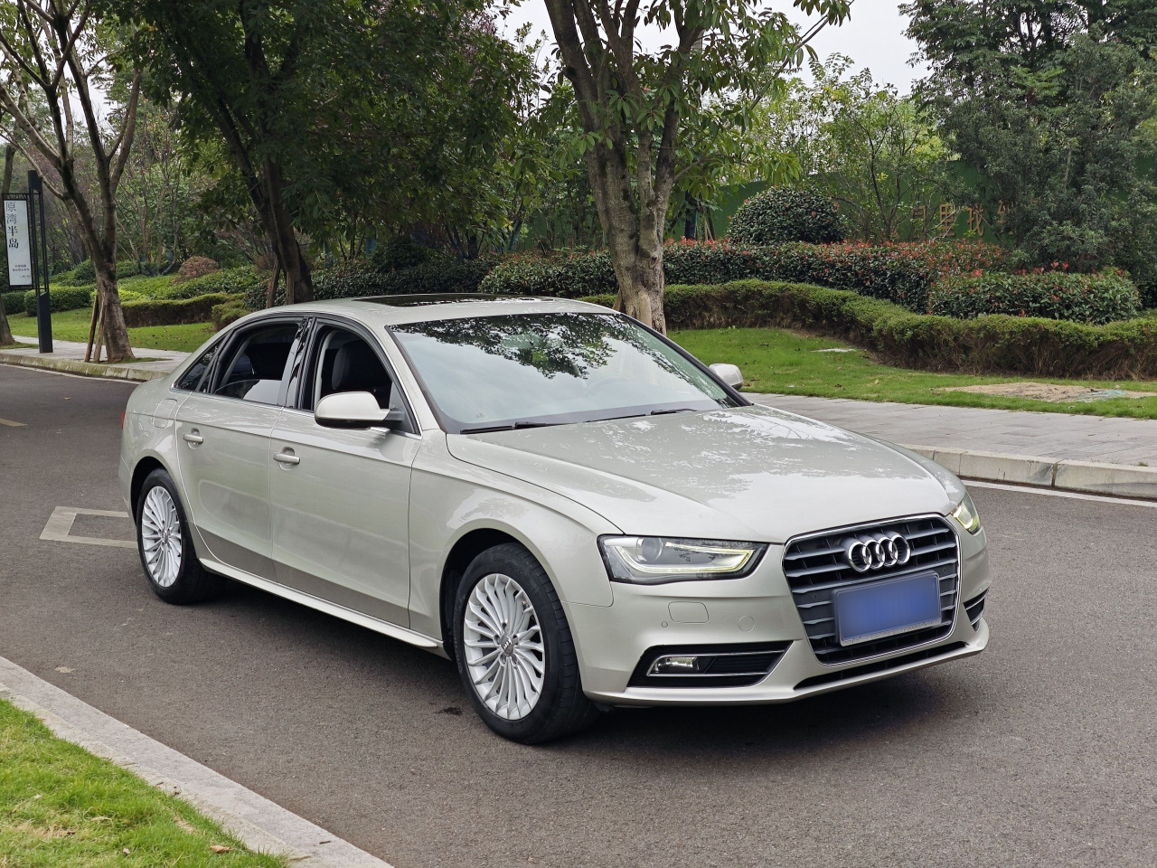 A4L 2015 35 TFSI AT Comfort photo 4