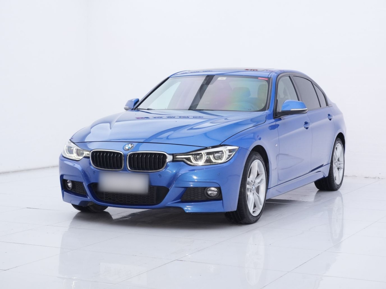 3 Series 2018 320Li Leading M Sport Package