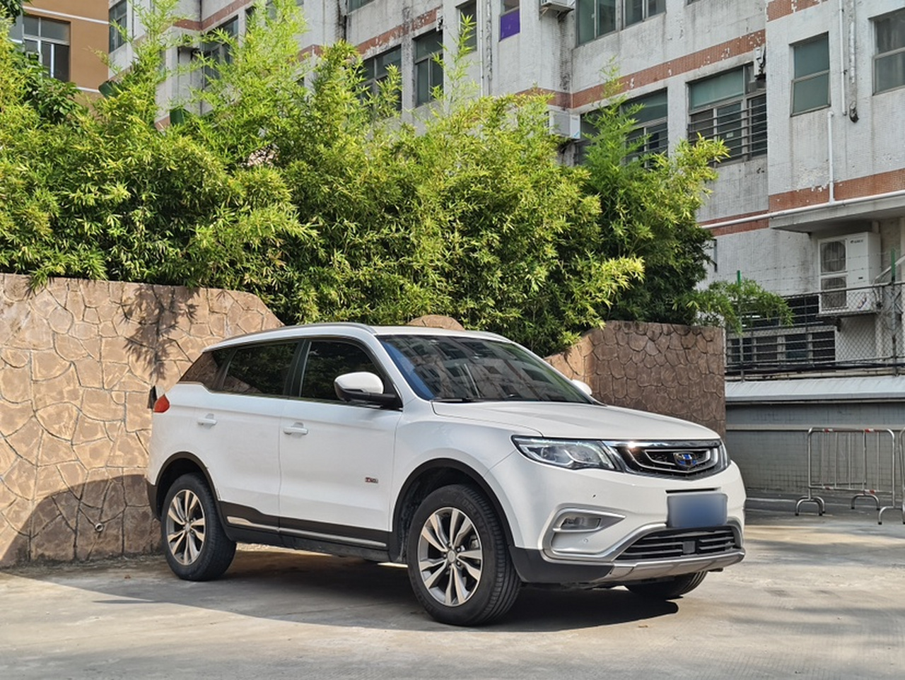 Boyue 2016 1.8TD AT Smart Premium photo 3