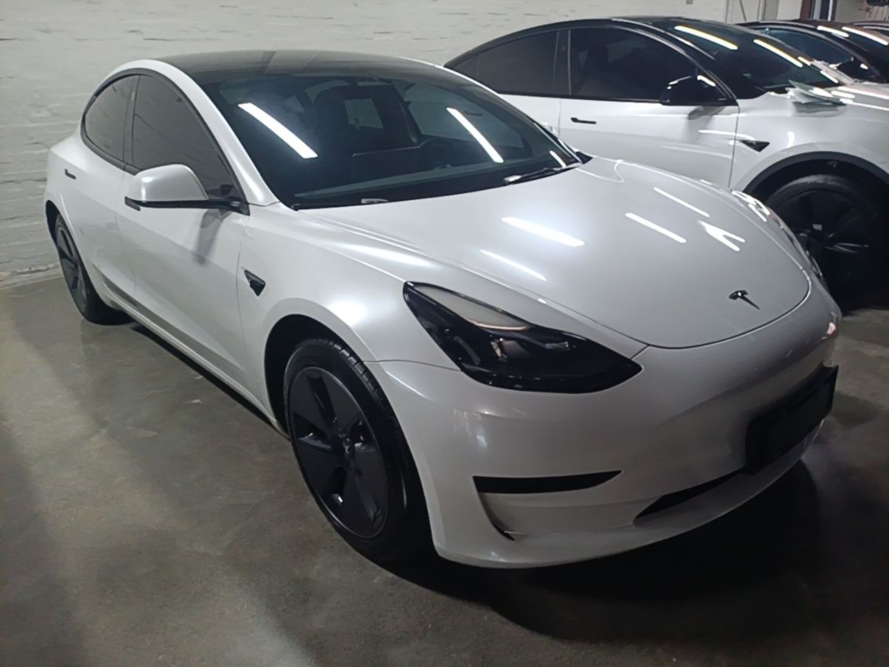 Model 3 2022 RWD photo 3