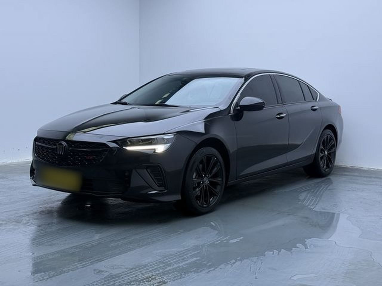 Regal 2025 28T
