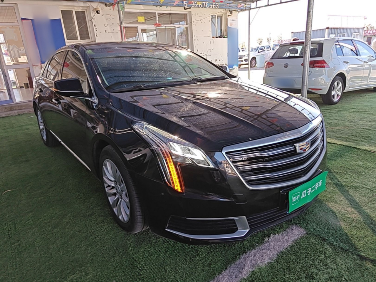 XTS 2018 28T Tech photo 5