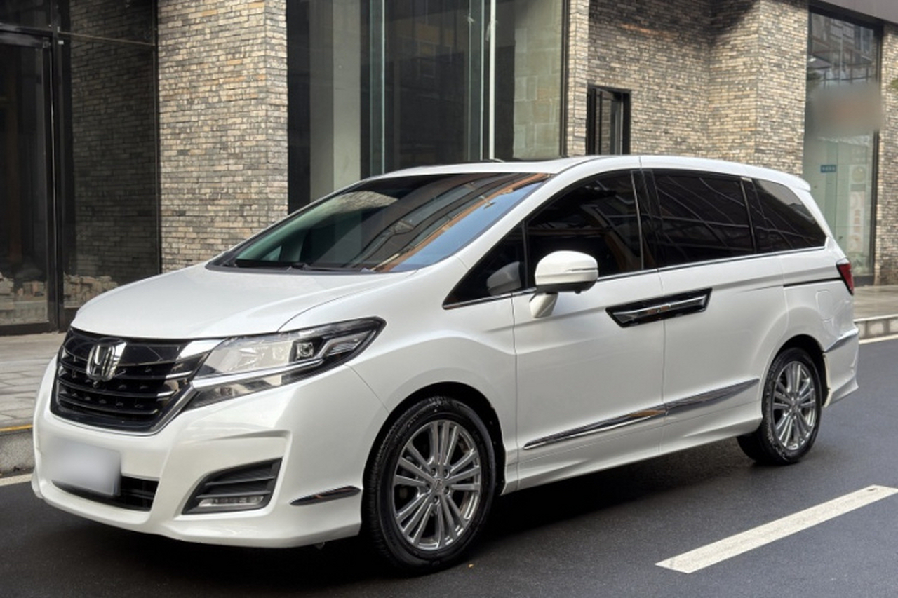Elysion 2016 2.4L