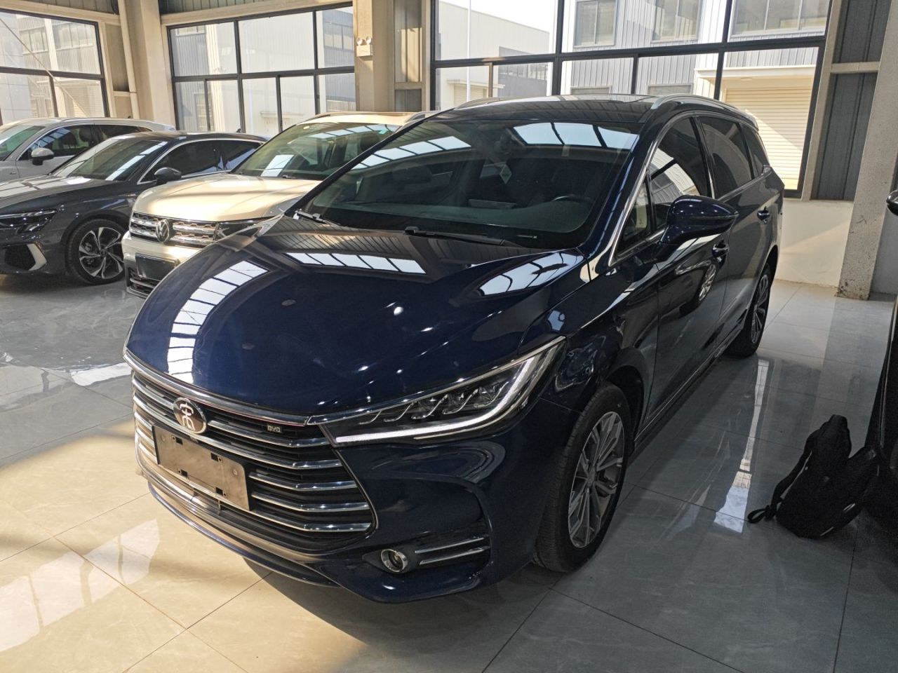 Song MAX 2019 1.5T AT Connected 6-Seater China VI