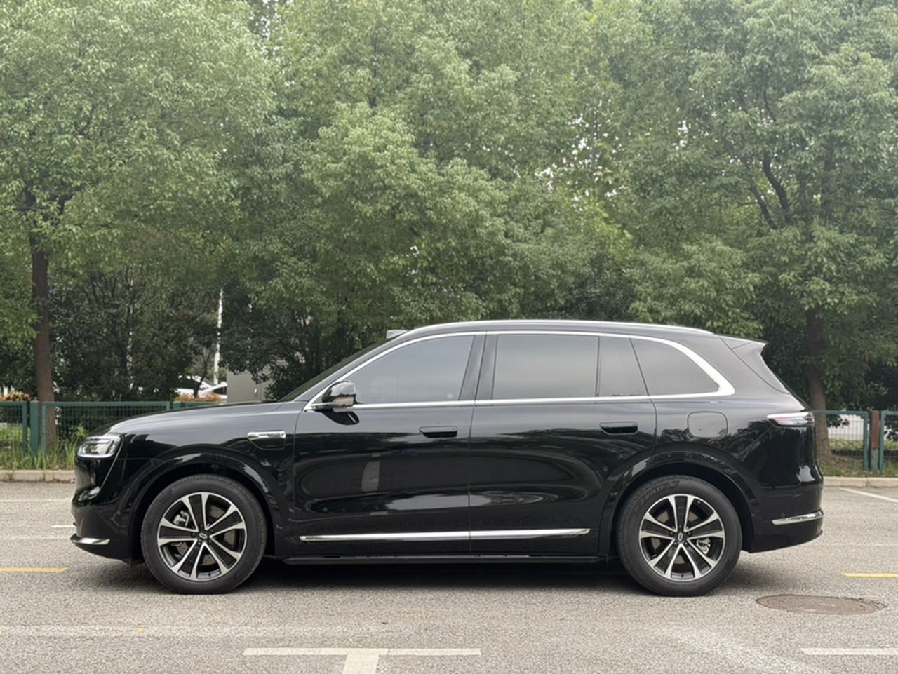 HIMA AITO M7 2026 EREV Max Long Range 5-Seater 192-Line LiDAR photo 3
