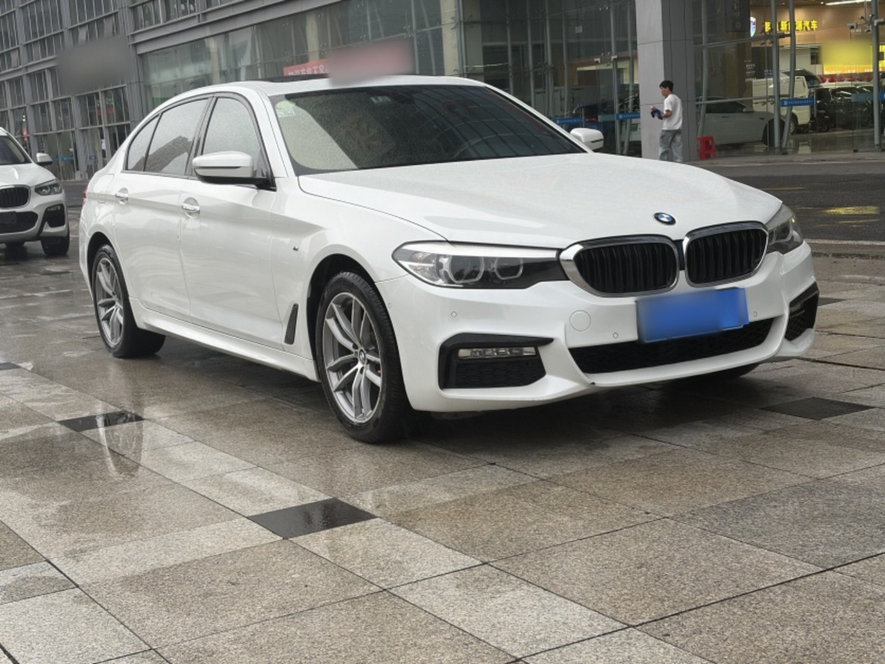 5 Series 2018 525Li M Sport Package photo 3