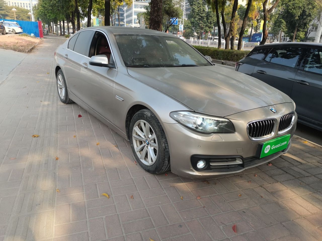 5 Series Imported 2014 520i photo 3