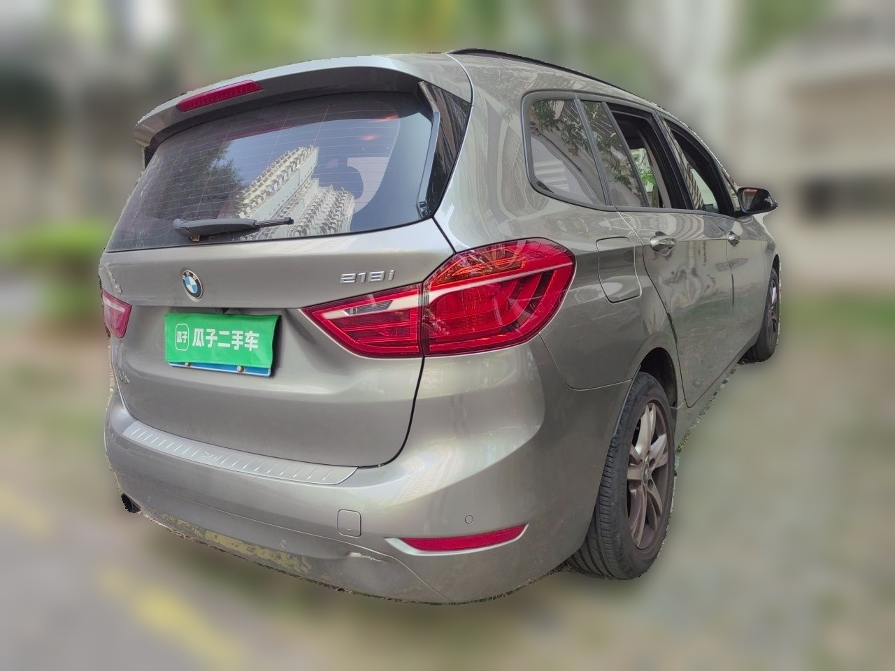 2 Series Wagon 2015 218i Leading photo 4