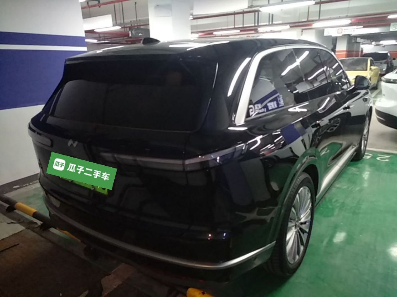 L90 2025 Ultra 6-Seater 85 photo 4