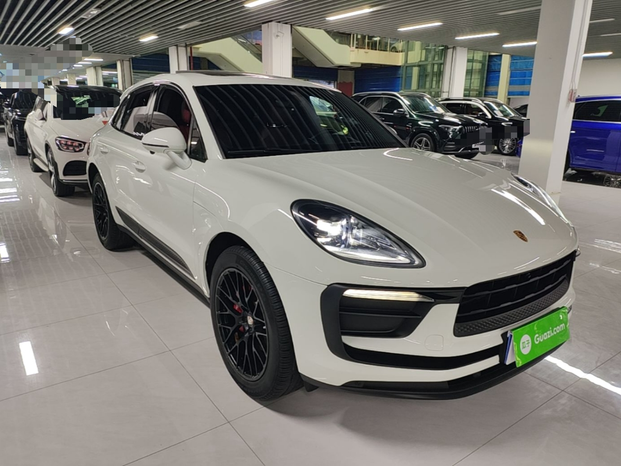2022 Macan 2.0T photo 3