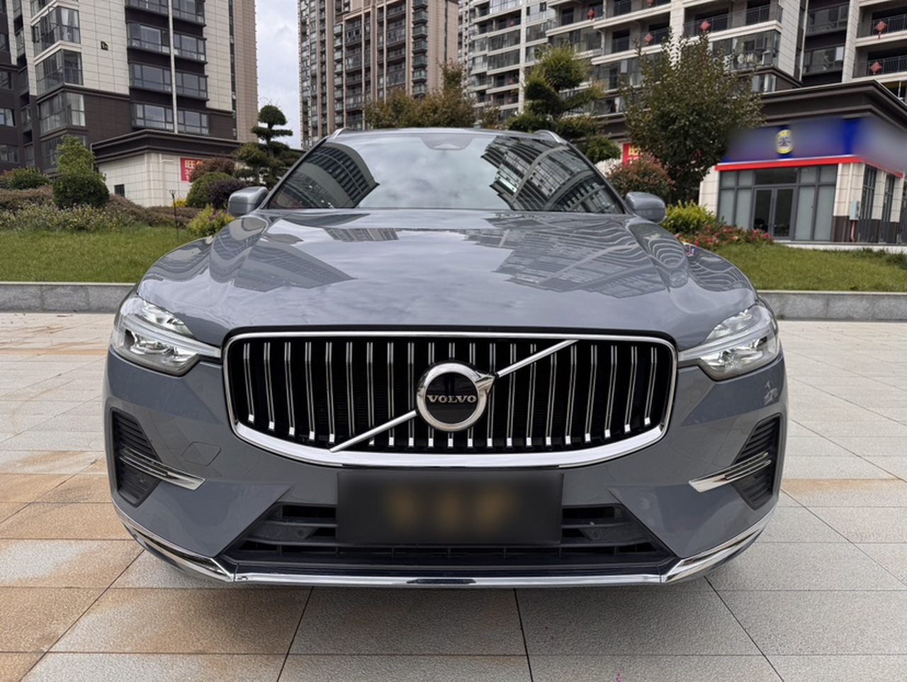 XC60 2023 B5 AWD Luxury photo 2