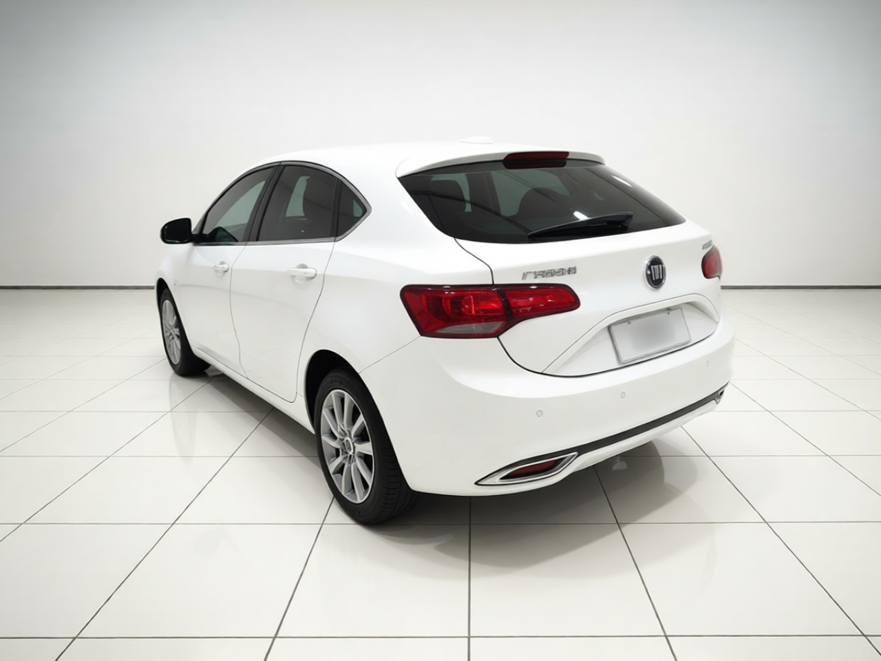 Fiat 2014 1.4T MT Comfort photo 4