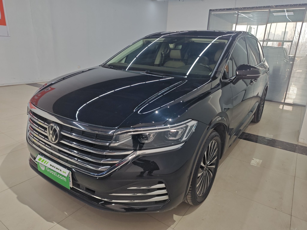 Viloran 2023 380TSI Premium