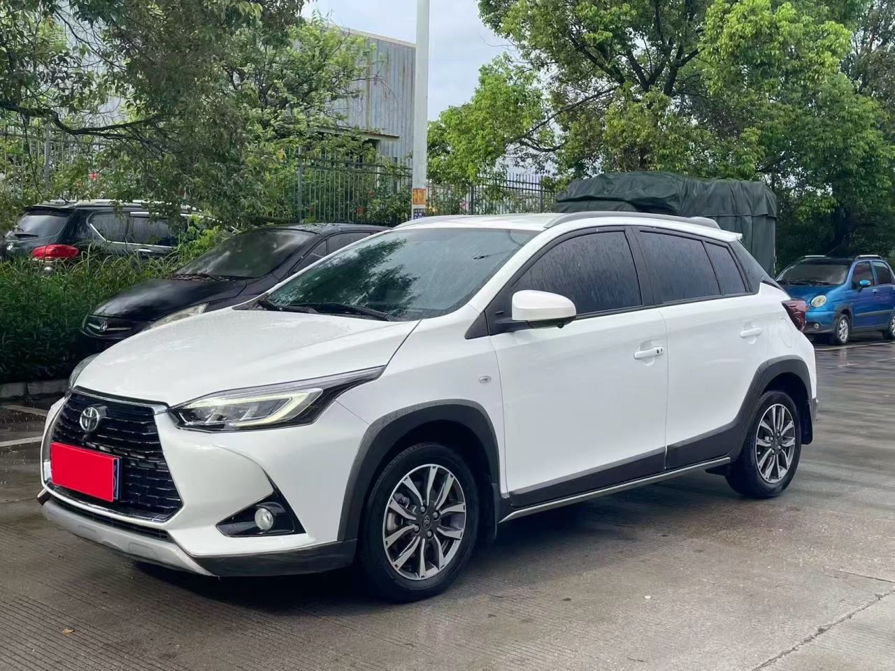 YARiS L 2022 X 1.5L CVT Luxury PLUS